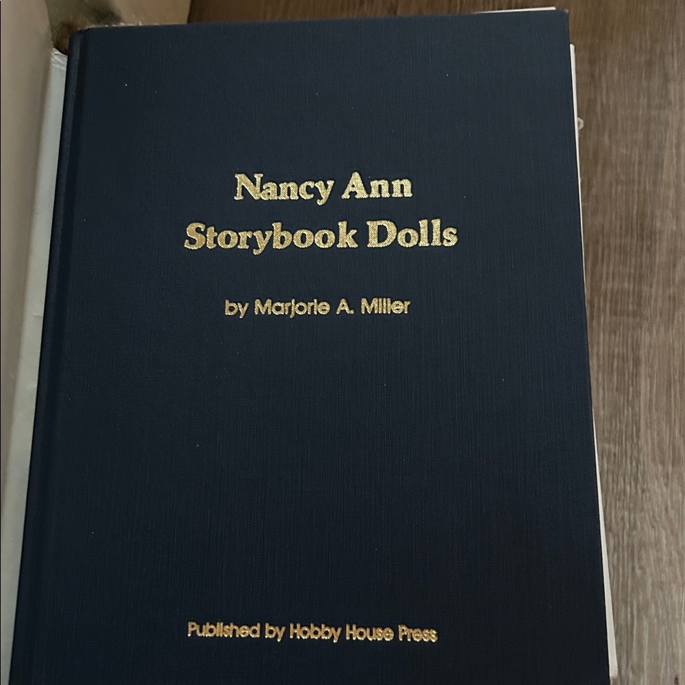 Vintage Nancy Ann Storybook Dolls Hardcover Book with Paper Cover - Picture 17 of 17